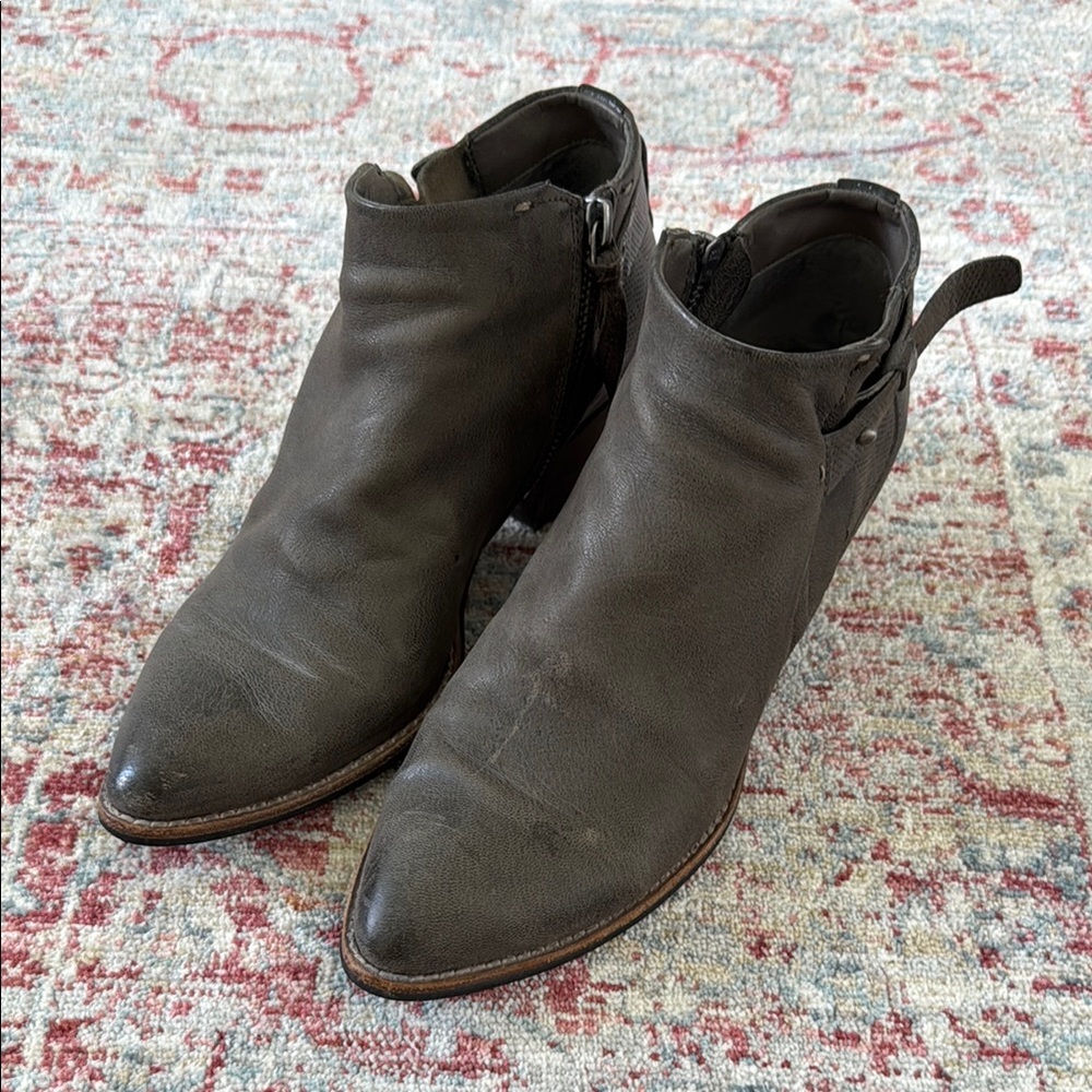 Stylish Brown Ankle Boots